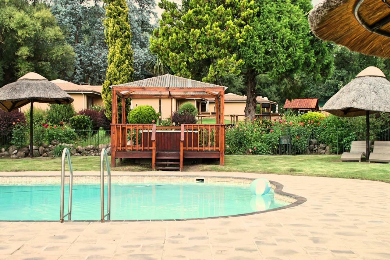 Gooderson Leisure Riverbend Chalets Self Catering And Timeshare Gold Crown Resort ドラケンスバーグ・ガーデン エクステリア 写真