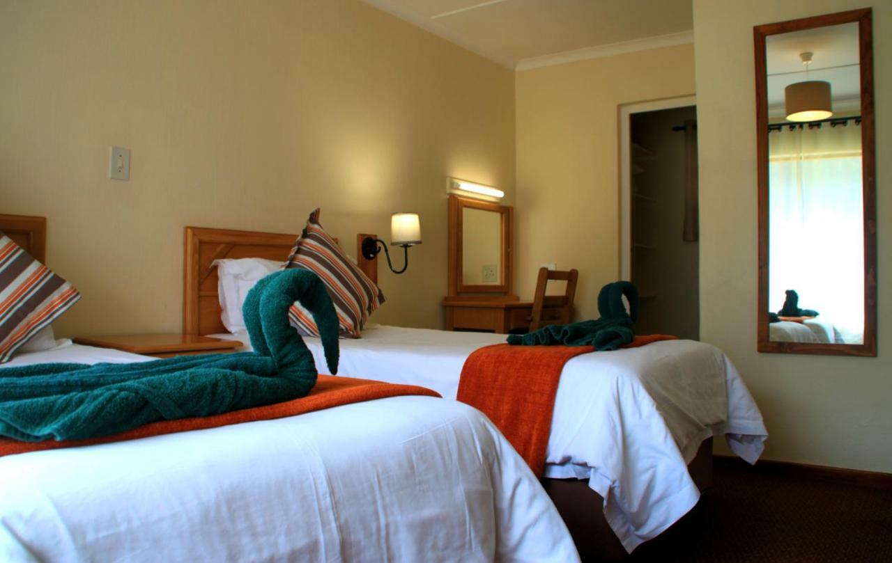 Gooderson Leisure Riverbend Chalets Self Catering And Timeshare Gold Crown Resort ドラケンスバーグ・ガーデン エクステリア 写真
