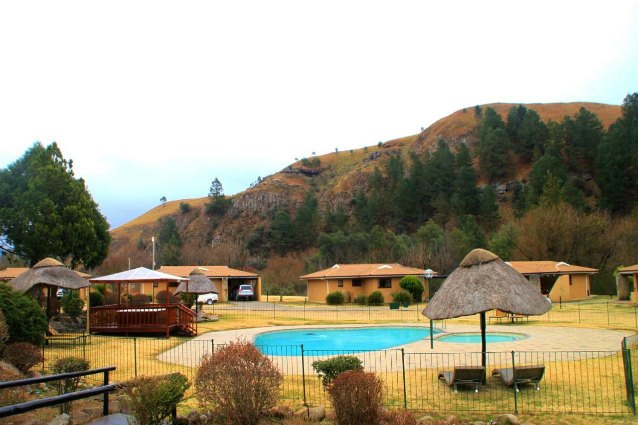 Gooderson Leisure Riverbend Chalets Self Catering And Timeshare Gold Crown Resort ドラケンスバーグ・ガーデン エクステリア 写真