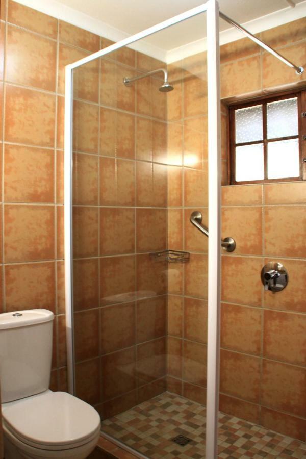 Gooderson Leisure Riverbend Chalets Self Catering And Timeshare Gold Crown Resort ドラケンスバーグ・ガーデン エクステリア 写真