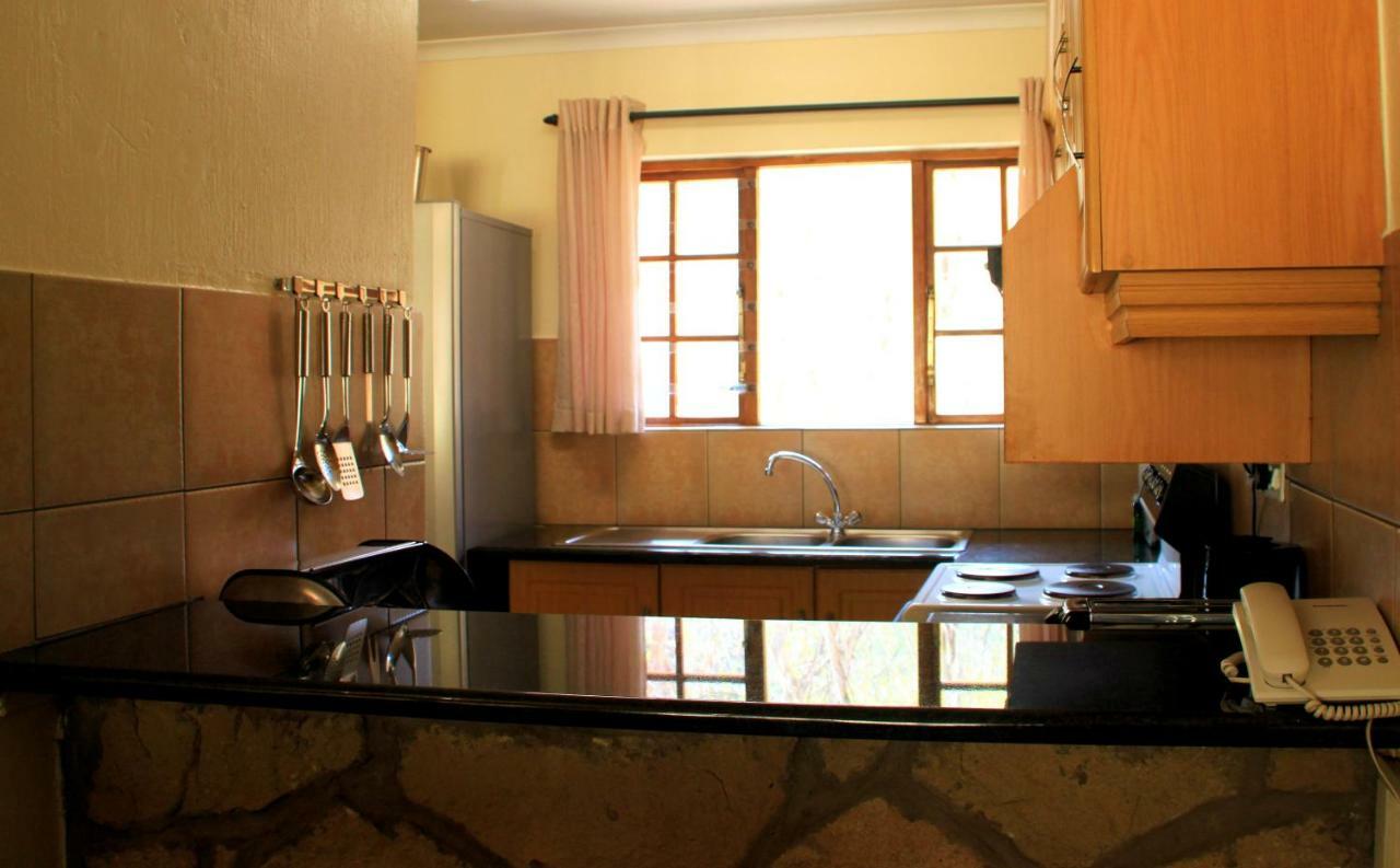 Gooderson Leisure Riverbend Chalets Self Catering And Timeshare Gold Crown Resort ドラケンスバーグ・ガーデン エクステリア 写真